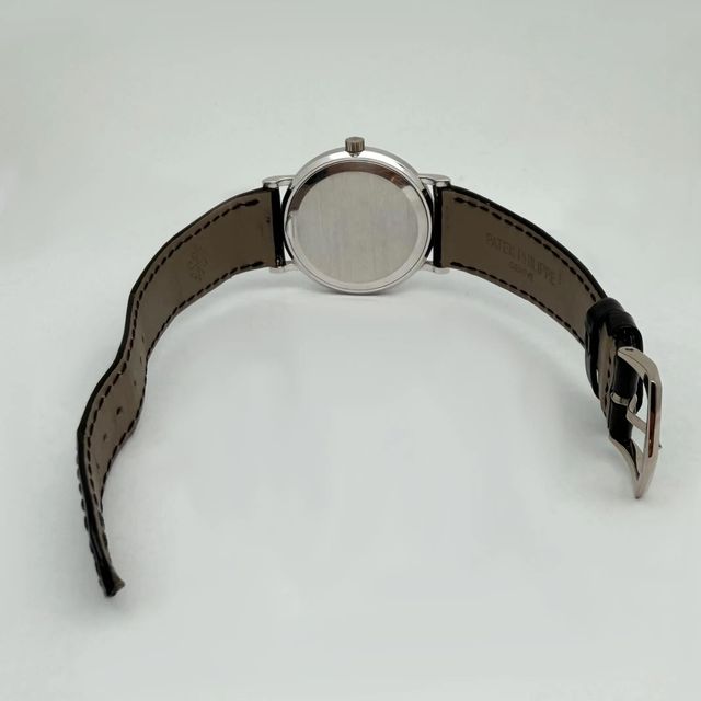 Patek Philippe Calatrava 5006G Image 4